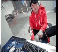 签个到，读书这么多天都没时间看老白直播