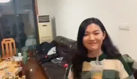 [鲨鱼打扰了][鲨鱼打扰了]