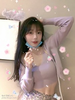 今天生日 跟老妈出去吃饭啦

这是旧图[鲨鱼打扰了][topic src=&#34;53&#34;]#一言不合就爆照[/topic][topic src=&#34;111847&#34;]#永劫无间[/topic]