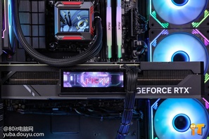 【80it电脑网】华硕TUF 502纯黑弹药库无立柱海景房+七彩虹4070火神装出来的效果你们喜欢嘛[色]感谢北京薛先生的支持[抱拳]
CPU ：intel i5 13600KF
散热 ：瓦尔基里E360 LOKI VK 黑
内存 ：威刚SPECTRIX D50 32G 3600 套 灰
固态 ：西数2T SN770 M.2 黑盘
硬盘 ：希捷ST2T 7200
主板 ：华硕TUF GAMING B760M-PLUS WIFI D4
显卡 ：七彩虹4070 Vulcan 12G
电源 ：安耐美GX750DF 金牌全模 ATX3.0
机箱 ：华硕TUF GAMING GT502 黑 无立柱版
风扇 ：骨伽灵镜 正向 黑
风扇 ：骨伽灵镜 反向 黑*6
配件 ：风扇集线器 
配件 ：灯光集线器