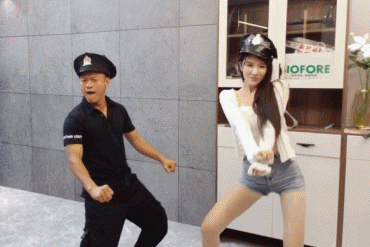 各位吴彦祖，，，谁能告诉我下面这张图，是哪一天的直播不，，有没有当时直播录像