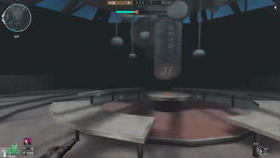 1、玩法特色介绍
区别于爆破模式的射击竞技玩法，小丑惊魂夜是主打社交推理的休闲玩法。各位玩家无须持枪射击，而是需要通过观察、讨论、推理找出隐藏在身边的斯沃特卧底，或者隐瞒、欺骗、伪装自己的斯沃特身份，进而获取胜利，是一个考验观察能力、推理能力以及策略意识的趣味玩法。
因此，打开语音交流是小丑惊魂夜玩法必不可少的环节，只有与其他玩家进行充分地讨论沟通，才能更好地感受到玩法乐趣。也建议各位玩家与小伙伴们开黑游玩，可以获得远超路人局的欢乐游戏体验。
需要注意的是，在小丑惊魂夜玩法中，只有在密谋会期间才能与其他玩家打字或语音交流，按键发言则需要按下F3键，而非V键。

下面就让我们开始一起了解一下，小丑惊魂夜的具体玩法吧！

2、阵营目标及整体玩法
小丑惊魂夜玩法中，多数玩家会被分配至【小丑阵营】，少数玩家会被分配至【斯沃特阵营】。所有阵营的玩家外表均为小丑模样。

其中【小丑阵营】无法进行攻击（普通小丑），需要在限时内完成地图上的全部蓝标任务，


或者通过【密谋会】投票淘汰全部的斯沃特玩家，方可获取胜利。

而【斯沃特阵营】可以进行攻击，需要阻拦小丑在限时内完成任务，或者通过攻击技能淘汰小丑阵营玩家，直至存活的小丑玩家与斯沃特玩家数量一致。

由于所有玩家外表均为小丑模样，难分敌我。小丑玩家需要尽可能抱团行动，避免落单被斯沃特逐个击破，同时细心观察其他玩家的行为表现，找出疑似斯沃特的玩家。

斯沃特玩家则要假装在完成任务，隐藏自身的斯沃特身份，并在不被发现的情况下，利用攻击技能淘汰小丑玩家。

3、角色技能及玩法介绍       3.1、小丑阵营
小丑阵营具有2种不同角色，普通小丑、小丑精英。
其中大部分玩家为普通小丑，无法发动攻击，只具有完成蓝标任务、发起密谋会进行讨论投票的能力。

小丑完成任务，需要前往地图各处的蓝标按下E键，然后根据提示进行操作。该蓝标任务分为多种类型，均具有不同玩法，只有按要求操作，方可完成任务。需要注意的是，即使是被淘汰的小丑，也要继续完成剩余任务帮助小丑阵营获得胜利[topic src="117962"]#攻略专区[/topic][topic src="25505"]#小丑[/topic]