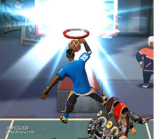 球员推选
丹尼
娜塔莎
看属性就知道两人各分千秋....所以大家在选择球员的时候,要多注意自己的倾向,选择适合自己的球员是最佳的。
比如,娜塔莎的篮下扣篮要强力一点,丹尼的远距扣篮要强力一点,那么在选择这两个球员的时候,就要看你喜欢远扣类型?还是近扣类型?然后对应选择就OK啦!
加点推选
远距扣篮类型,丹尼的加点
这套加点中远攻防能力很强,很适合远距离扣篮的同学,能中投,能扣能帽,属于偏进攻型轰筐的PF!
近距扣篮类型,娜塔莎的加点
这套加点则主打内线,很适合偏内线扣篮进攻的同学,而且有中投能力,篮板能力也不俗,高篮下扣篮配合高对抗,形成禁区轰框的PF!
时装属性选择
无论是,头发,上身,还是下身,都可以优先选择对抗属性!
对抗不仅可以给你的扣篮形成辅助,还可以辅助你的篮板卡位,挡拆,防守对抗等!
所以无论你选择哪种PF,都可以选则对抗属性!百利无一害!
卡片推选
绝对领域,这一套适合纯粹的扣篮型PF使用,绝对让你扣到爽!
复仇者,这一套适合防守反攻型的PF使用,强大的防守压迫力,会让你的对手感到窒息般的恐惧!
总之,套卡的选择还是要根据自己的实际情况啦(白飘一套是完全没有问题的)
技能佩戴选择
这套技能组合,可以让你的扣篮进攻千遍万化,耍的对手团团转,甚至在扣偏时都能用补扣挽救哦~ 当被对手压制时,也可以利用背打转身+靠打跳投的方式出奇不易的来记后仰跳投
总之,这些技能的组合使用还需要各位篮球手去游戏中探索喽~
实战技巧
丹尼的近扣和远扣,可以看出远扣的丹尼还是比较恐怖的(飞过众人...)
中距离盖帽抓球
娜塔莎的近扣和远扣,典型的暴力女汉子...(lll¬ω¬)
娜塔莎盖帽,护框的能力很强...
总之,在实战上要记住你是PF,扣篮和盖帽是你的强项,要多利用这两点帮助你的队伍取胜!
在扣篮进攻时,一定要记住避开你的对手!不要与他在同一条线上扣篮,不要贴着你的对手扣篮,否则不但扣不了,还会吃到盖帽的...
可以多利用灵巧扣篮,找好角度再扣!
在防守盖帽时,要仔细观察你的对手,无论是上篮或者是投篮,你都要仔细观看他的动作,因为无论是什么样的进攻动作都是一次完成的,千万不要被拉杆,假投等假象所迷惑!(多打比赛会磨练你的观察力!)