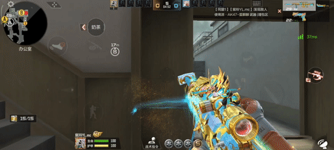 掌火宸玲
哈喽各位CFer大家好，欢迎来到本期资讯，本次排位赛更新之后我们的职业排位地图池再次迎来更新，异域小镇（重制版）再次上架于我们的地图池中，那么本期资讯就为大家带来潜伏者攻占B包点的基本思路，一起来看看吧！


【B包整体进攻线路及解析】
异域小镇属于大型地图，对于B包的进攻路线共有三条，即中路、酒吧、以及以中路为衍生的下水道与酒吧衍生出的酒吧桥，线路四通八达且选择性极高，以下即为该地图进攻B包整体的路线细则。


该地图中路十分开阔，潜伏者在进攻中路时处于一种高打低的局面，非常不利，同时在B通至酒吧方向的B门也是保卫者喜欢架守的一处点位，因此B包的整体进攻难度对潜伏者来说比较困难，不太适合单独破点。


【点位解析】
首先就是中路L点位置，L点是潜伏者阻/击保卫者与探查敌情的重要点位，该点位的视野非常开阔，可以清晰的看到中路、链接、车库等点位留守的保卫者，因此该点位适合为队友断后以及探查敌情。是潜伏者开局必站的一个点位。
点位示例1：


点位示例2：


其次还有中路的车库位置，该位置作为中路唯一的洼地，可以非常有效的遏制在中路漏点的保卫者，同时还可以对下水道形成有利打击，无论前期进攻还是下包断后都非常有利。
点位示例1：


点位示例2：


其次为B通点位，首先就是旧市场位置，该位置左右两侧都可以架狙，对前顶B通的、与在酒吧桥架点的保卫者都可以实行有效的抽点打击，这两个点位小编建议大家使用狙击枪，可以更加具有优势。
点位示例1：


点位示例2：


进入酒吧后我们可以直接上酒吧桥与中路的队友进行配合打B，酒吧桥可以非常清晰的看到保卫者出生点的情况，其次在酒吧出口位置也可以配合从下水道的队友发起进攻，可以给在B包阳台与斜坡防守的保卫者形成有利打击。
点位示例1：


点位示例2：


【前顶道具投掷】
首先就是中路烟闪，在潜伏者出生点中路投掷烟闪可以非常有效的阻止保卫者前压，进而保证成功进入中路车库以及下水道的几率，也可以投掷手雷，对防守保卫者家前以及链接方向的敌人造成一定伤害。


其次为B门前顶烟，需要注意的是该烟雾弹一定要扔在B门外，这样才能保证潜伏者第一时间顶B门进酒吧时的存活率，也是非常重要的一颗烟雾弹。成功拿下酒吧桥后也可像保卫者家前方向投掷燃烧弹或手雷，可以有效阻止从链接回防的保卫者。


【总结】
那么